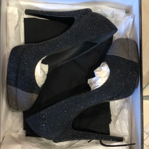 Chanel sparkling pumps - Picture 4 of 7